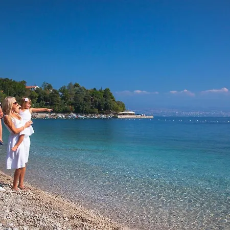 Campsite & Holiday ميدفيجا
