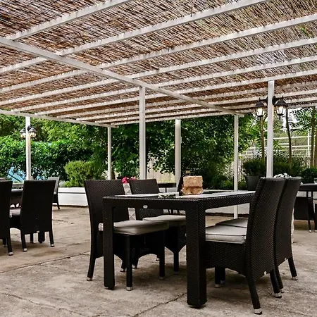 منتزه العطل Campsite & Holiday *